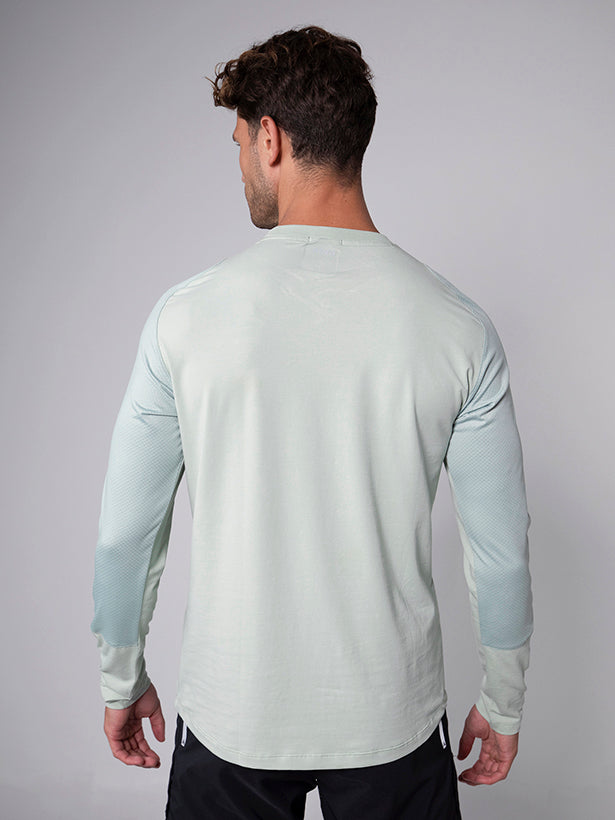 KANZEI LONGSLEEVE For Men - Aora Athliesure Shop online in Sharjah