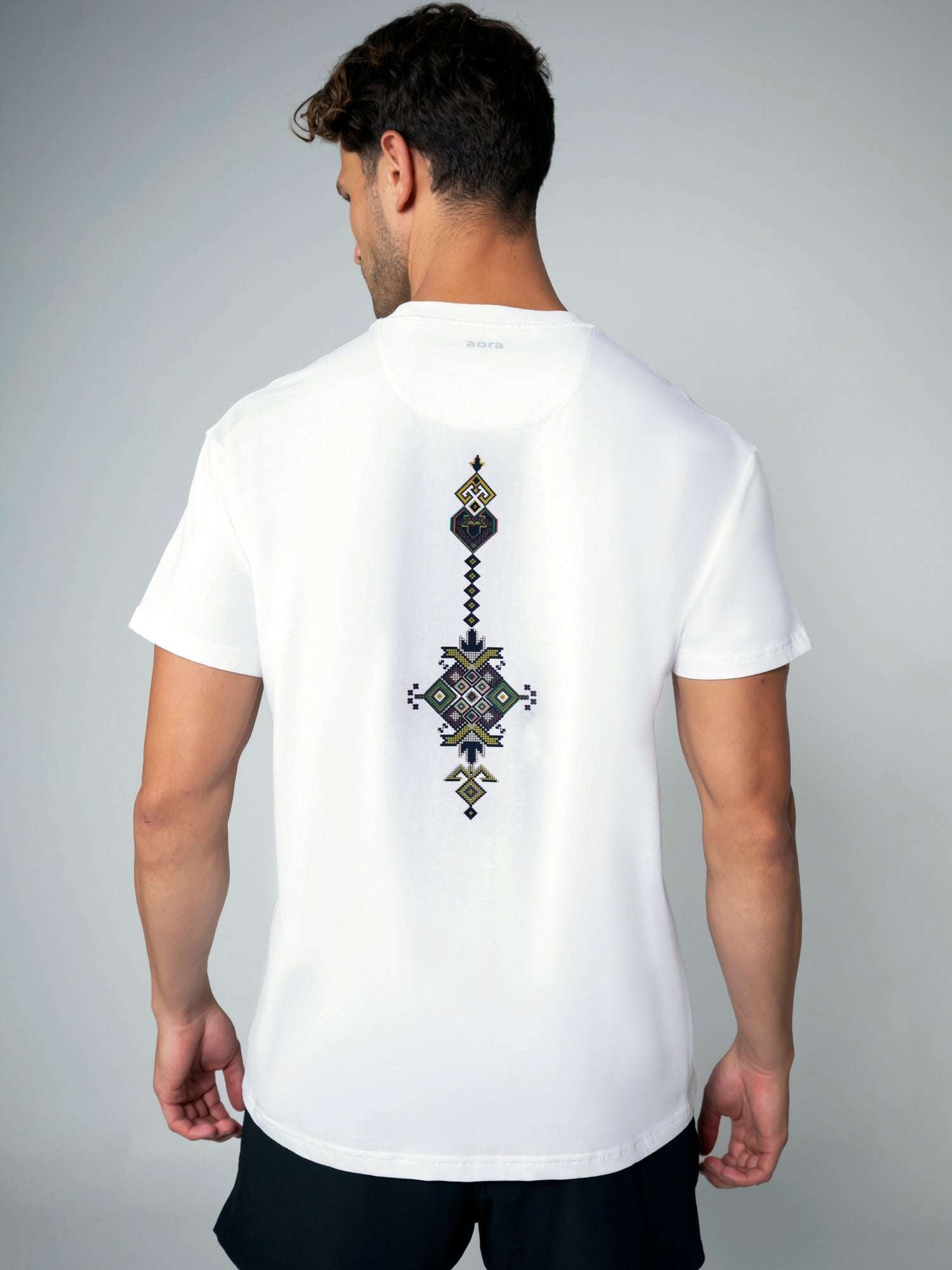UNISEX SEASON GRAPHIC TSHIRT - V7 For Men - Aora Activewear Shop online in Abu Dhabi